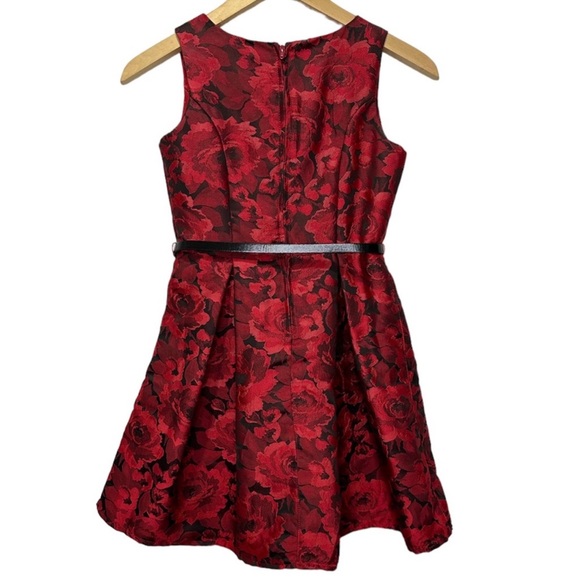 *RELISTED* The Children’s Place Red Jacquard Belted Dress Girls Size 10 - Picture 4 of 15